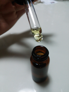 肝の季節 アロマオイル