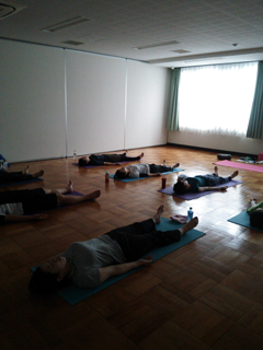 グループレッスン シャバーサナ2