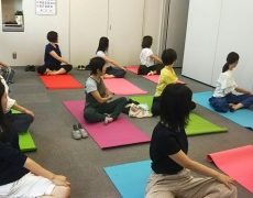 ６月のオフィスランチ☆ヨガ と 梅雨の過ごし方。